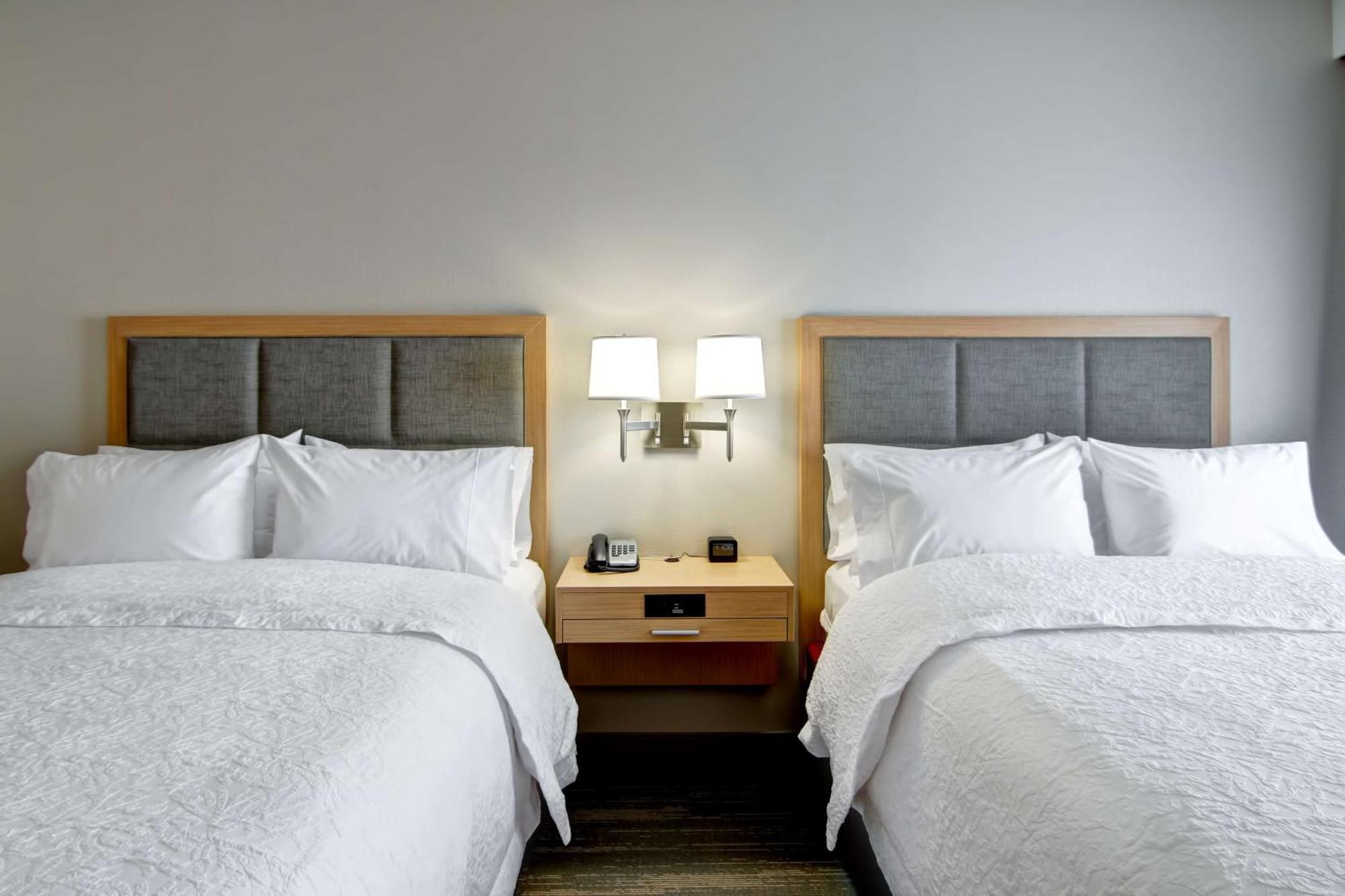 Hampton Inn & Suites By Hilton Гранд Прери Екстериор снимка