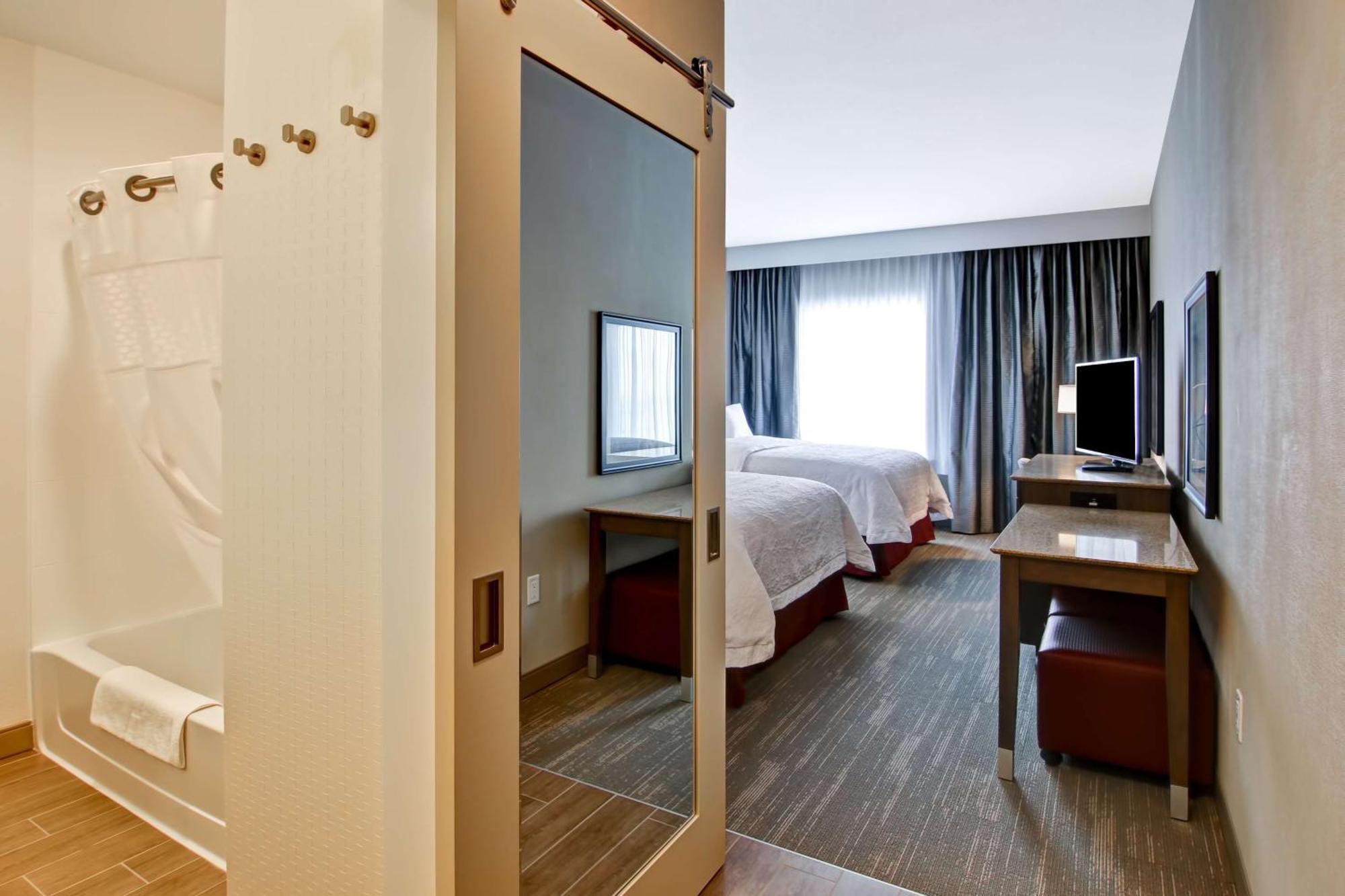 Hampton Inn & Suites By Hilton Гранд Прери Екстериор снимка