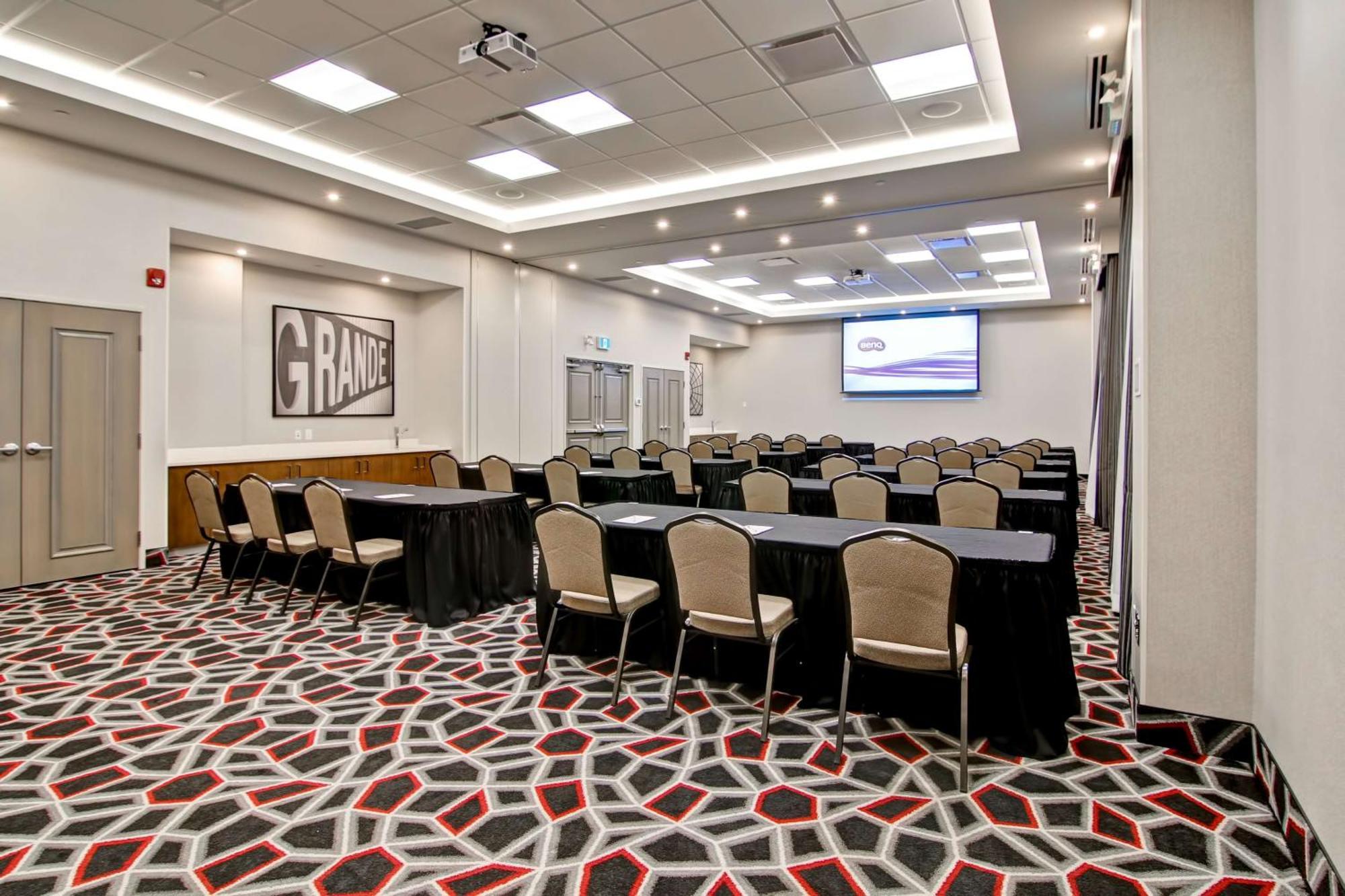 Hampton Inn & Suites By Hilton Гранд Прери Екстериор снимка