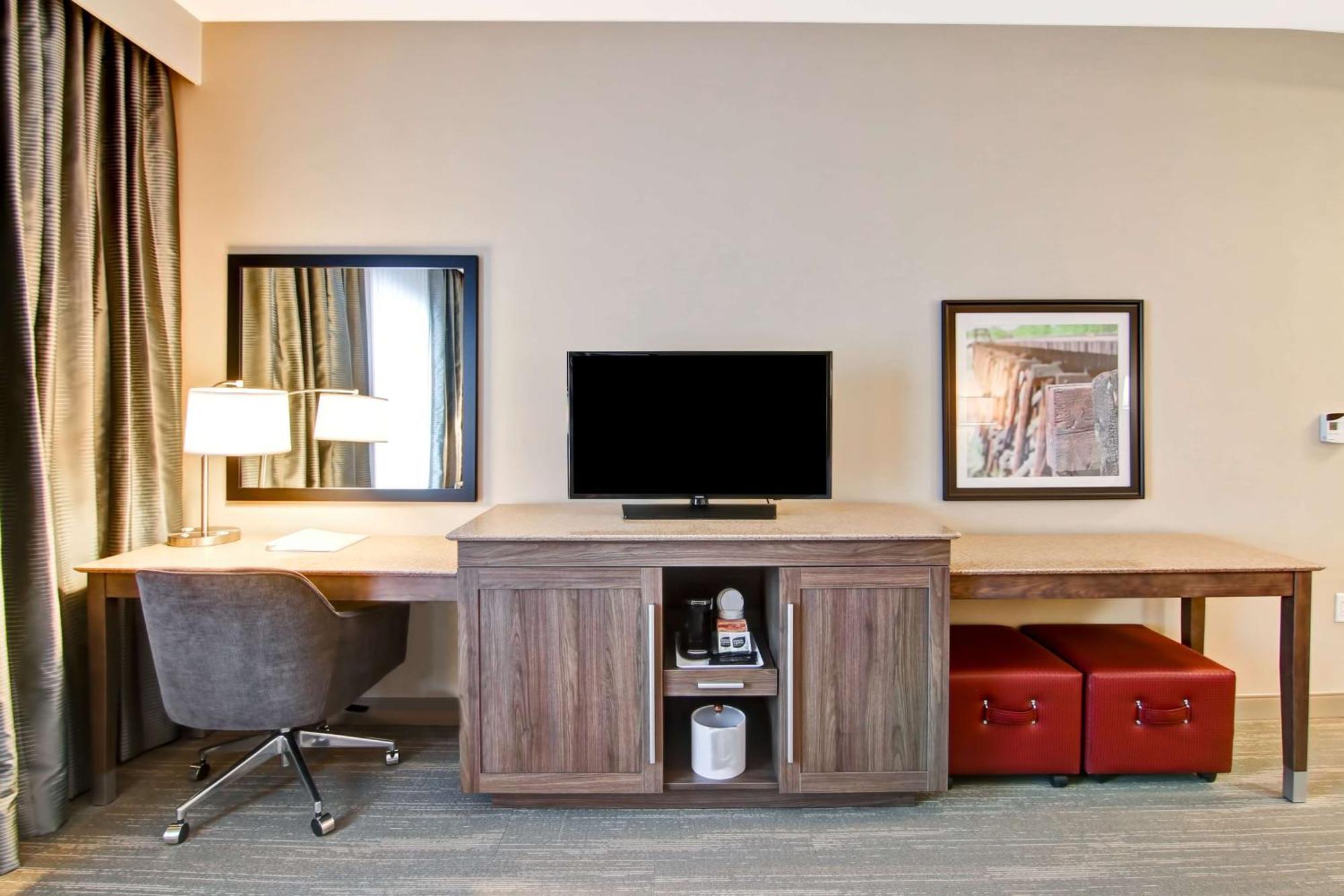 Hampton Inn & Suites By Hilton Гранд Прери Екстериор снимка