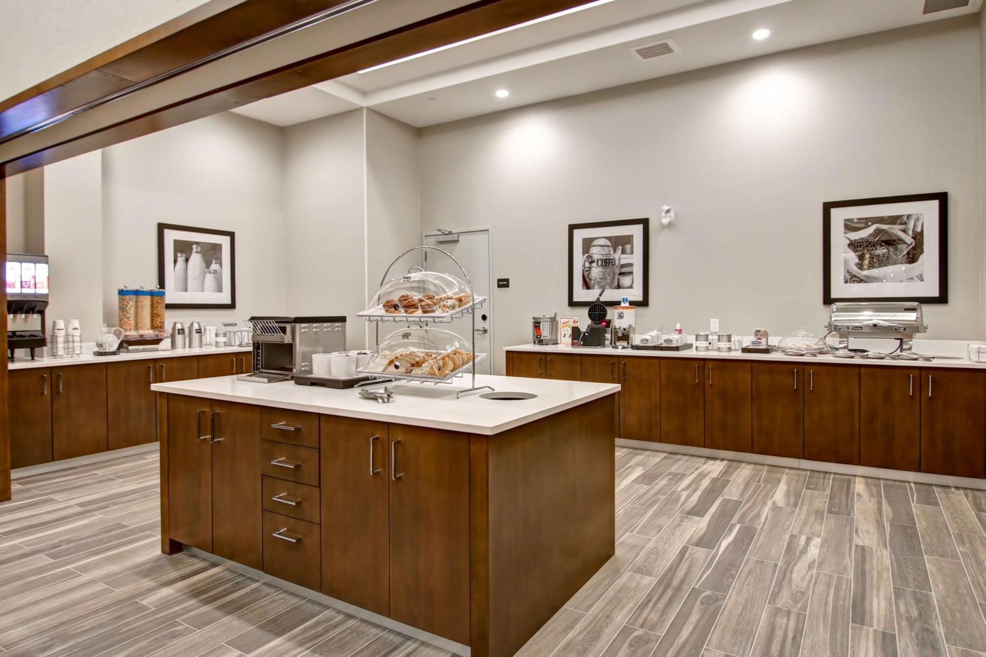 Hampton Inn & Suites By Hilton Гранд Прери Екстериор снимка