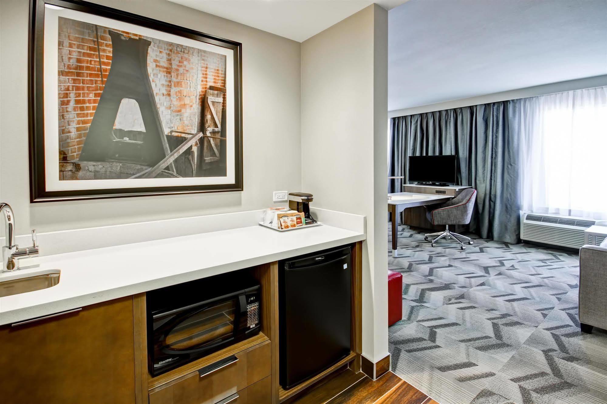 Hampton Inn & Suites By Hilton Гранд Прери Екстериор снимка