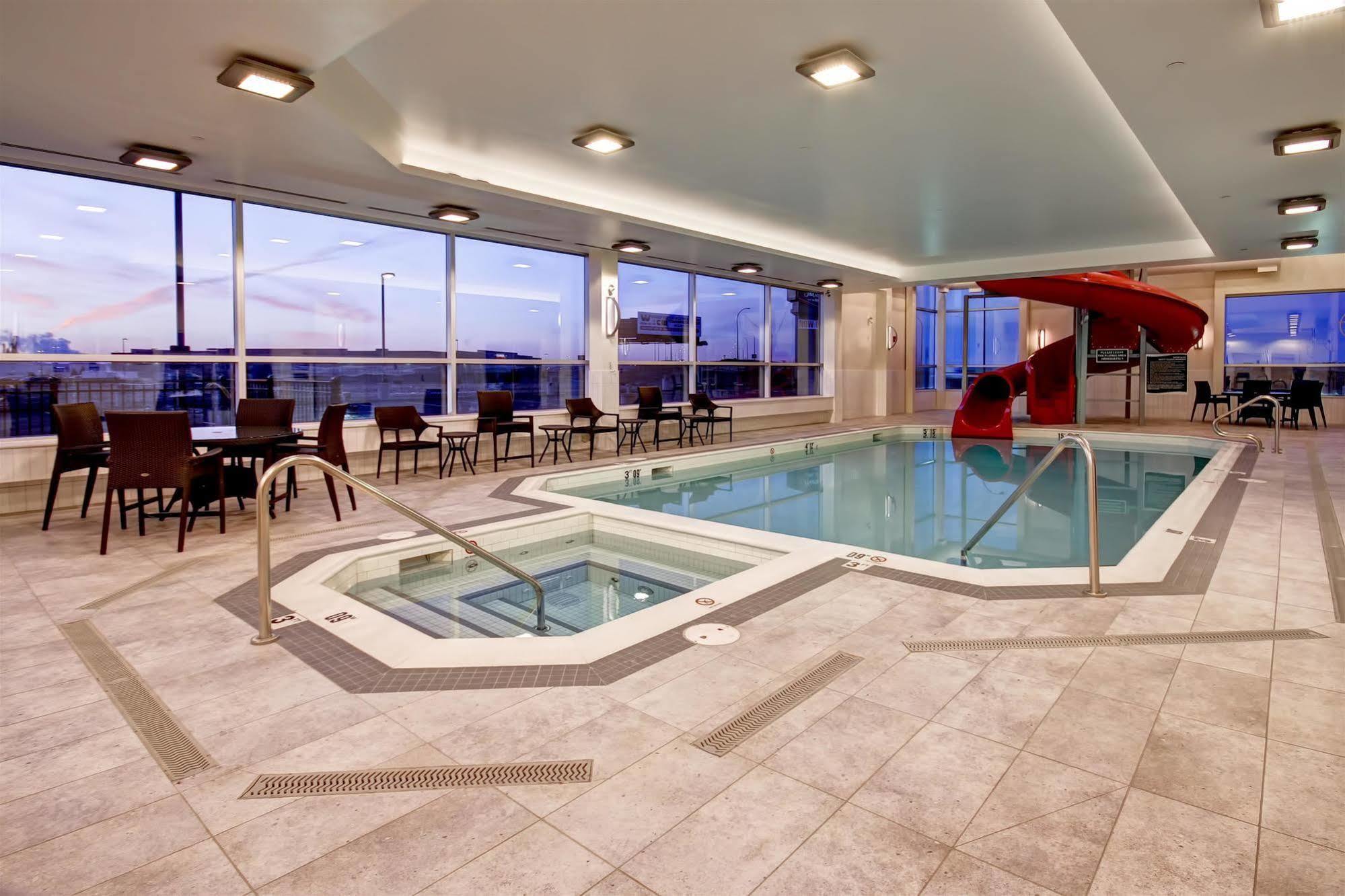 Hampton Inn & Suites By Hilton Гранд Прери Екстериор снимка